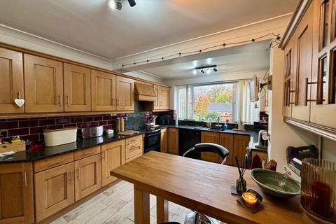 4 bedroom detached house for sale, Hillside Way, Weston Favell Village NN3