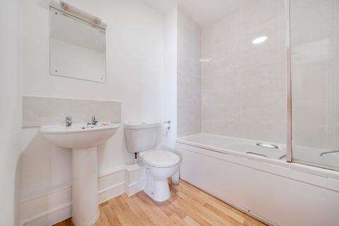 1 bedroom flat for sale, Ocean Way, Ocean Village, Southampton, Hampshire, SO14