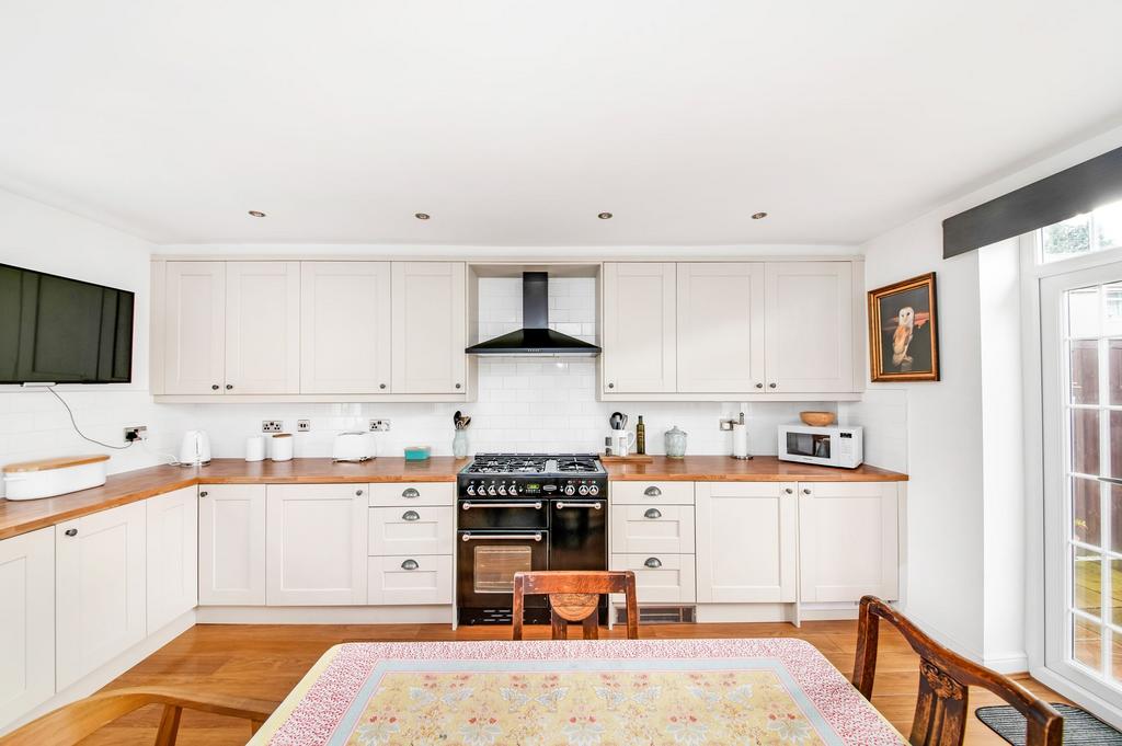 Open plan dining kitchen