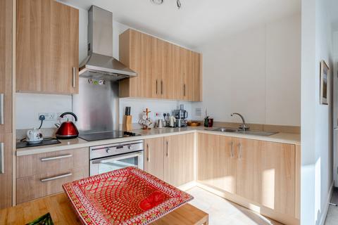1 bedroom flat for sale, Ocean Way, Ocean Village, Southampton, Hampshire, SO14
