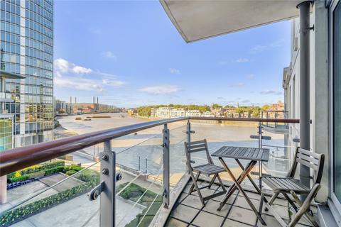 2 bedroom apartment for sale, Hamilton House, St George Wharf SW8