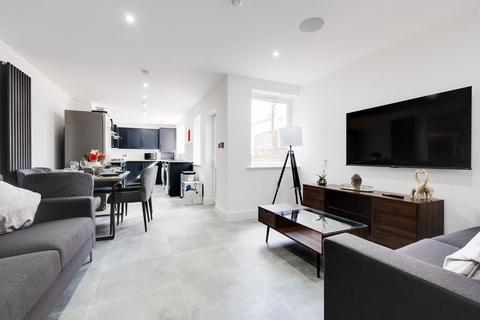 6 bedroom house to rent, Albert Edward Road, Liverpool L7
