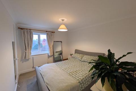 undefined, Rolls Court, Wantage