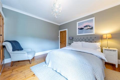 undefined, Albert Road, N22