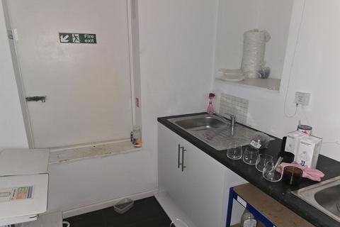 undefined, Industry Street, Kirkintilloch G66