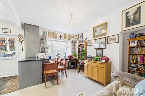 undefined, Hall Road, Hull