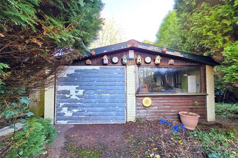2 bedroom bungalow for sale, Hunt Avenue, Ashton-under-Lyne, Greater Manchester, OL7