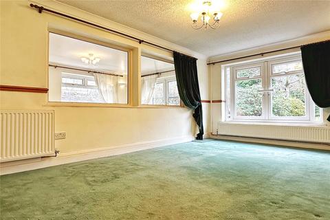 2 bedroom detached bungalow for sale, Hunt Avenue, Ashton-under-Lyne, Greater Manchester, OL7
