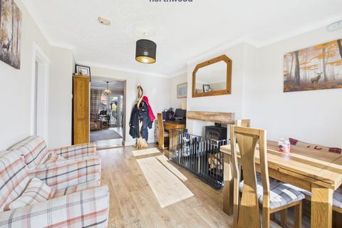 4 bedroom semi-detached house for sale, The Ridgeway, Marchwiel, LL13