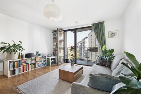 1 bedroom flat for sale, Palmers Road, London