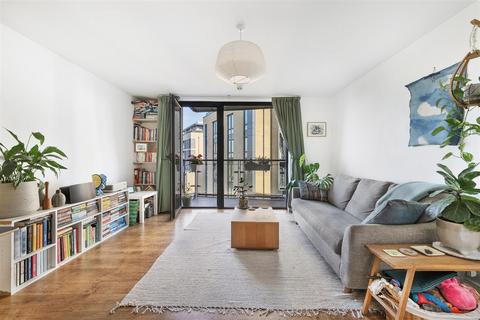 1 bedroom flat for sale, Palmers Road, London