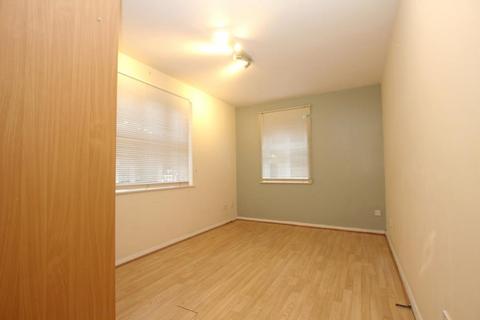 undefined, Chamberlayne Avenue, Wembley