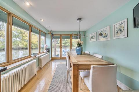 4 bedroom detached house for sale, Lake Adams,  Marsh,  Buckinghamshire,  HP17