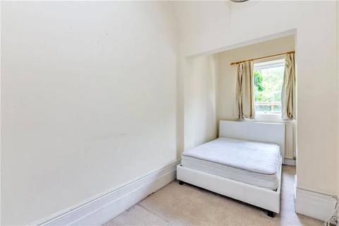 2 bedroom flat to rent, Glazbury Road, London, W14