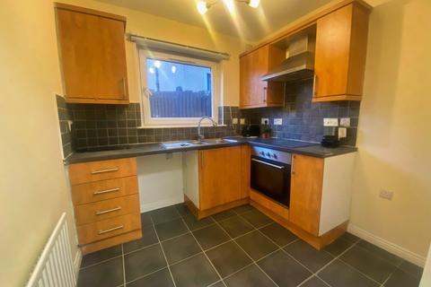 3 bedroom semi-detached house to rent, Castledyke Lea, Carstairs, ML11