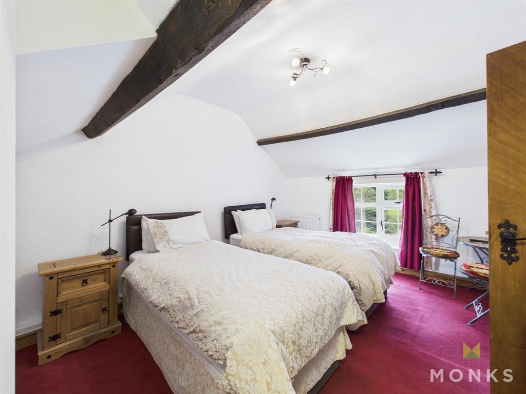 CAM01420 G0-PR0789-STILL004.jpg