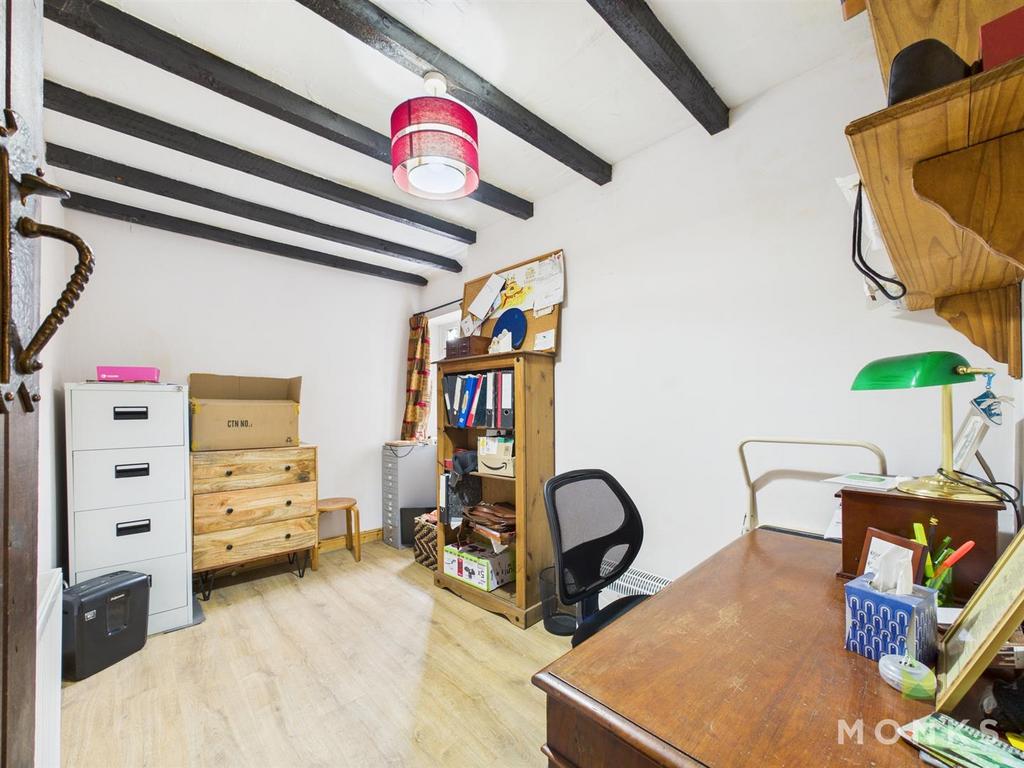 CAM01420 G0-PR0789-STILL015.jpg