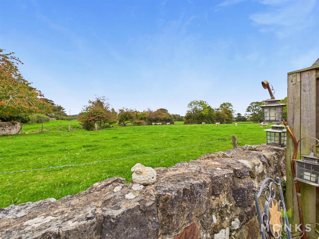 CAM01420 G0-PR0789-STILL027.jpg