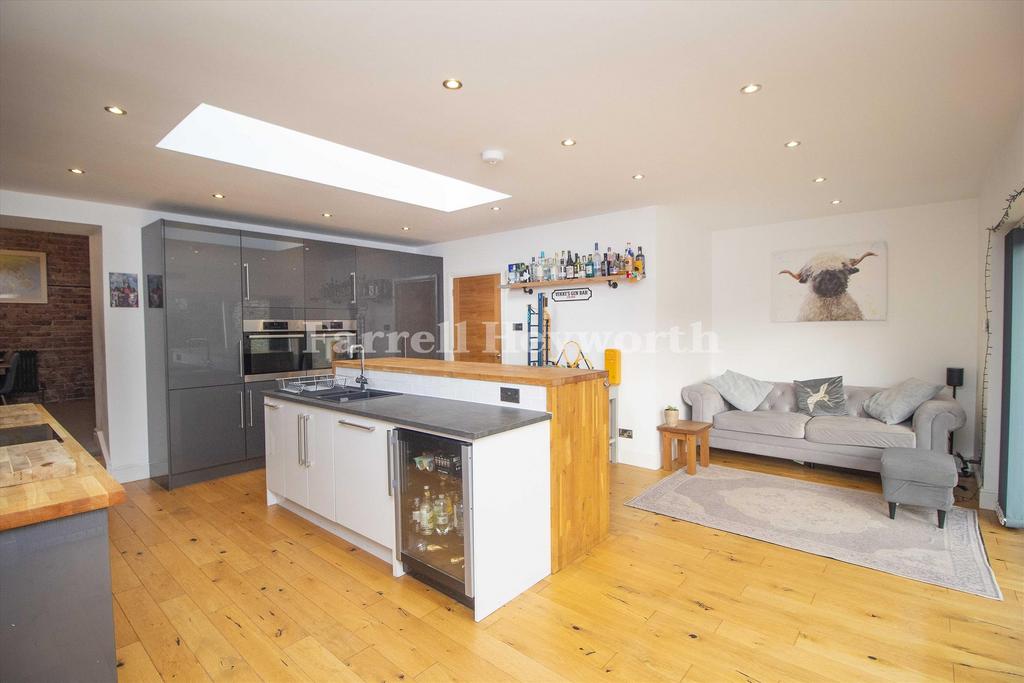 Open Plan Living 3