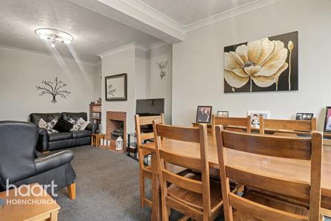 undefined, Edison Avenue, Hornchurch