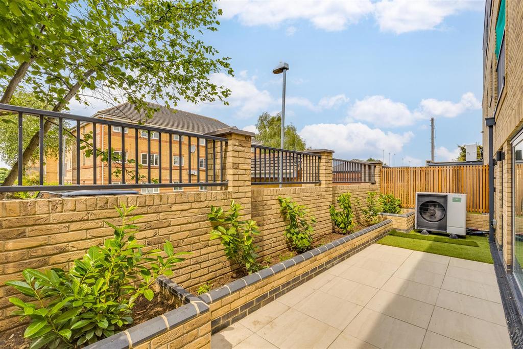 Purley Avenue 60 A Flat 4-29.jpg