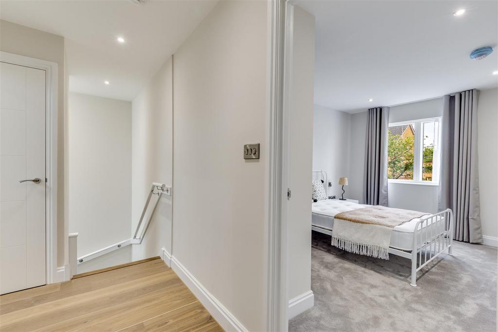 Purley Avenue 60 A Flat 4-8.jpg