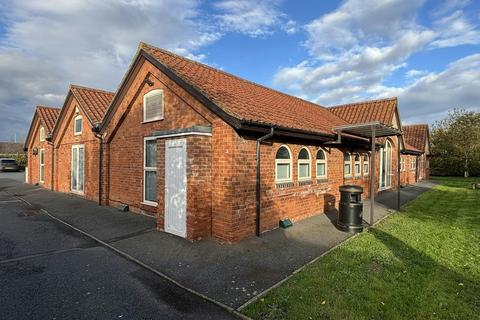 Office to rent, Bath Rd Worcester WR5 3HR
