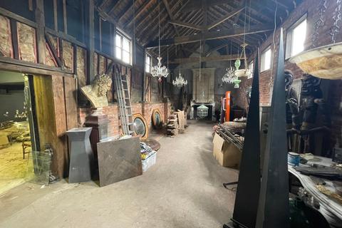 Industrial unit to rent, Rear of 38-40 High Street Bagshot GU19 5AZ