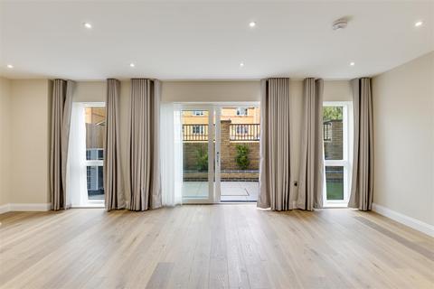 2 bedroom apartment to rent, PURLEY AVENUE, CRICKLEWOOD, NW2