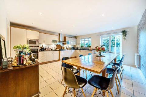 undefined, Goodacre Close, Weybridge, KT13