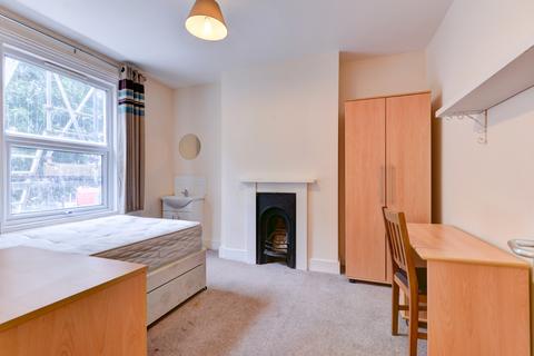 7 bedroom house to rent, Pevensey Road, Brighton BN2