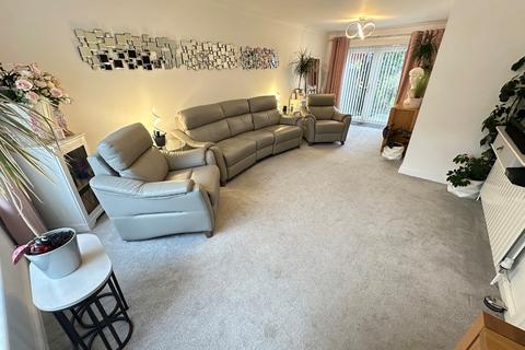 undefined, Dunstable, Bedfordshire LU6
