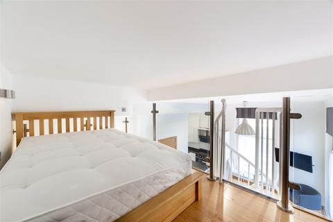 undefined, *Studio* Murton House, Grainger Street, NE1