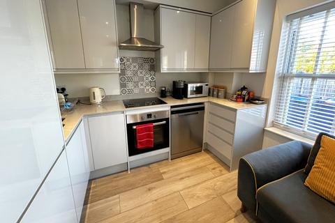 undefined, West Byfleet, Surrey,  KT14
