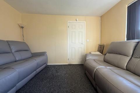 undefined, Mount Avenue, Heckmondwike