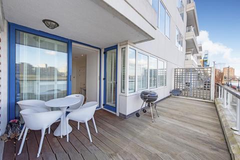 1 bedroom flat for sale, Thames Quay, Chelsea Harbour, London, SW10