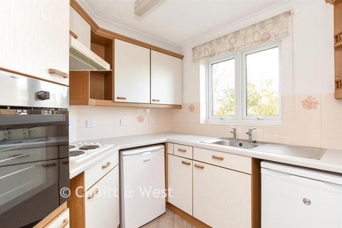 1 bedroom flat for sale, Marlborough Court, Wallington SM6