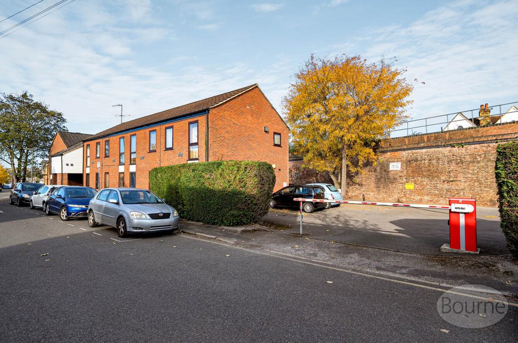 7cf6c521-8ea6-412...