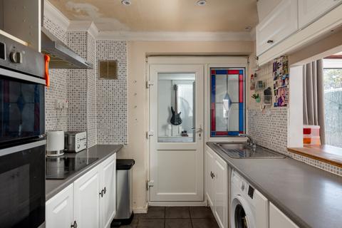 undefined, The Spinney, Horley, Surrey, RH6