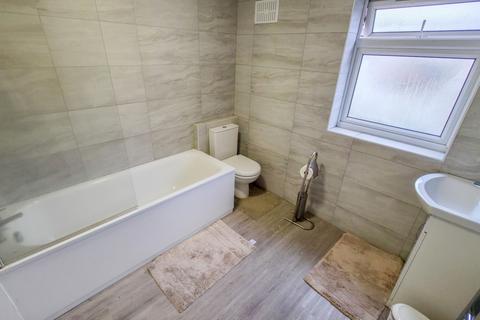 38 Reidhaven Road, London, SE18 1BU