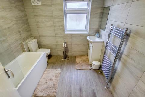 38 Reidhaven Road, London, SE18 1BU