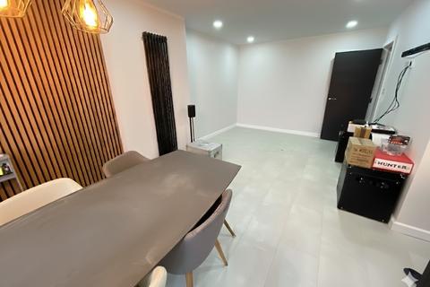 undefined, Devon Road, Luton, Bedfordshire, LU2 0RH