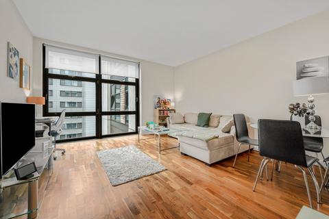 1 bedroom flat to rent, South Quay Square, London