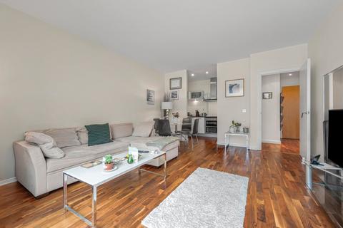 1 bedroom flat to rent, South Quay Square, London