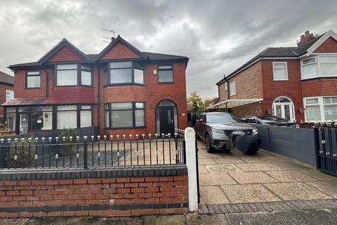 Montrose Avenue, Stretford, M32