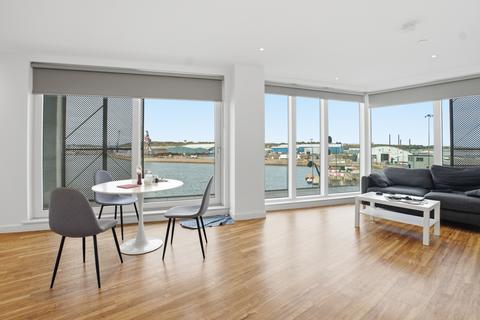 2 bedroom flat for sale, Gillingham Gate Road, Chatham ME4