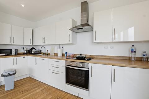 2 bedroom flat for sale, Gillingham Gate Road, Chatham ME4