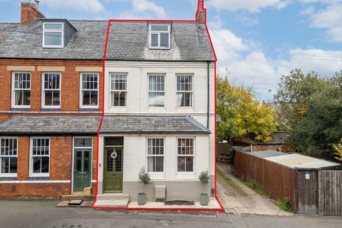 3 bedroom end of terrace house for sale, Patrick Street, Market Harborough LE16