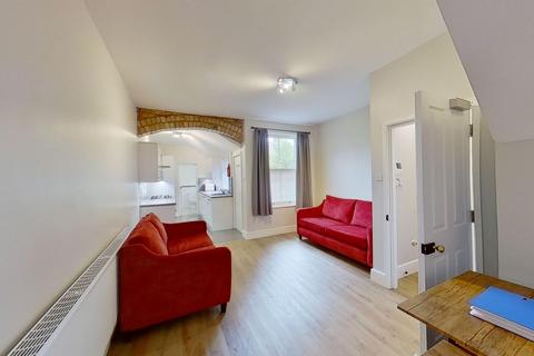 undefined, City Road, Nottingham NG7