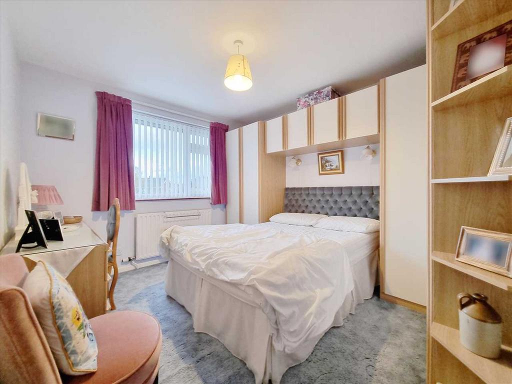 Bedroom 4: